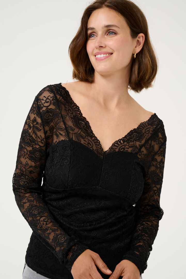 Blouse de dentelle fine