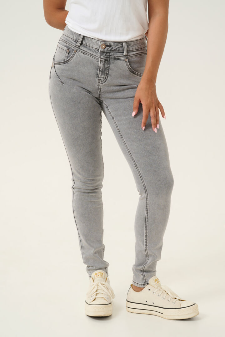 Jeans ajusté gris pâle