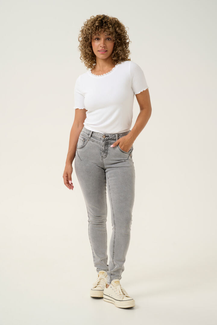 Jeans ajusté gris pâle