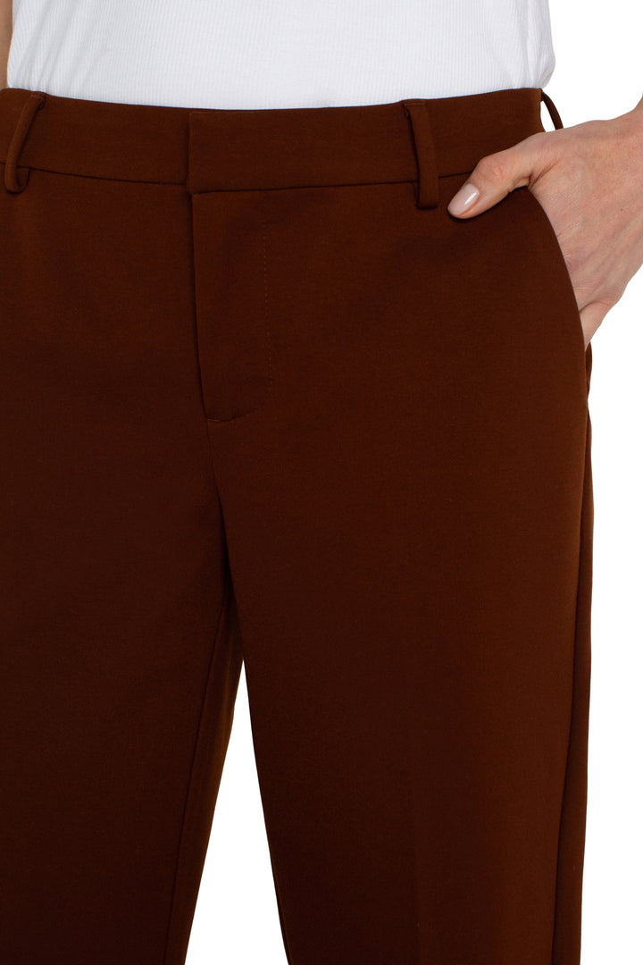 Pantalon chic, confortable et extensible