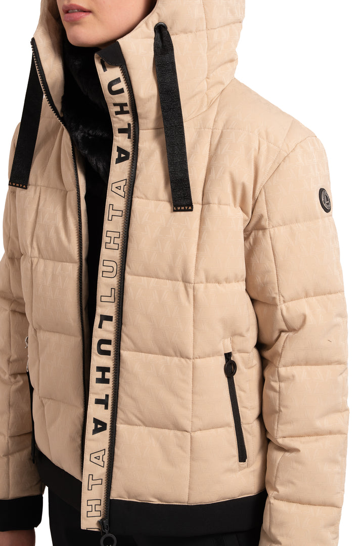 Manteau puffer court rehaussé d'accents noirs