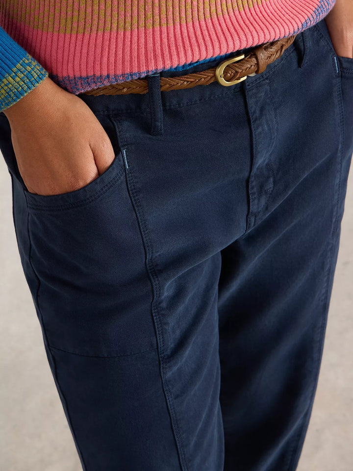 Pantalon de coton avec poches utilitaires