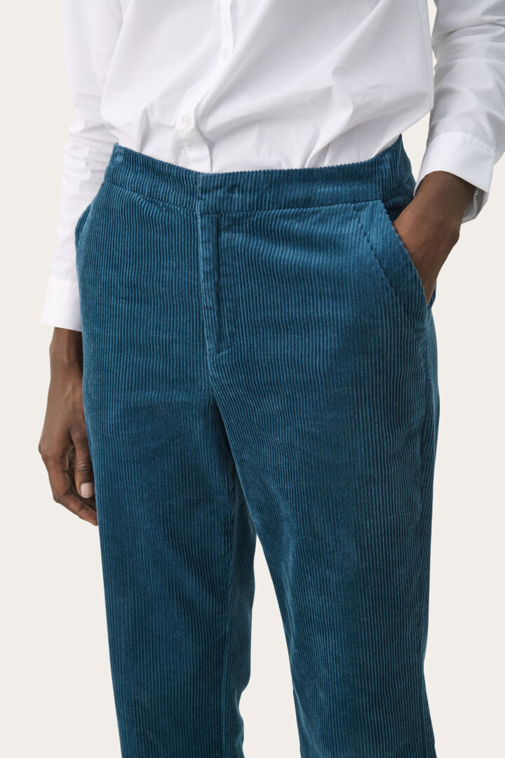 Pantalon de type droit en velours côtelé