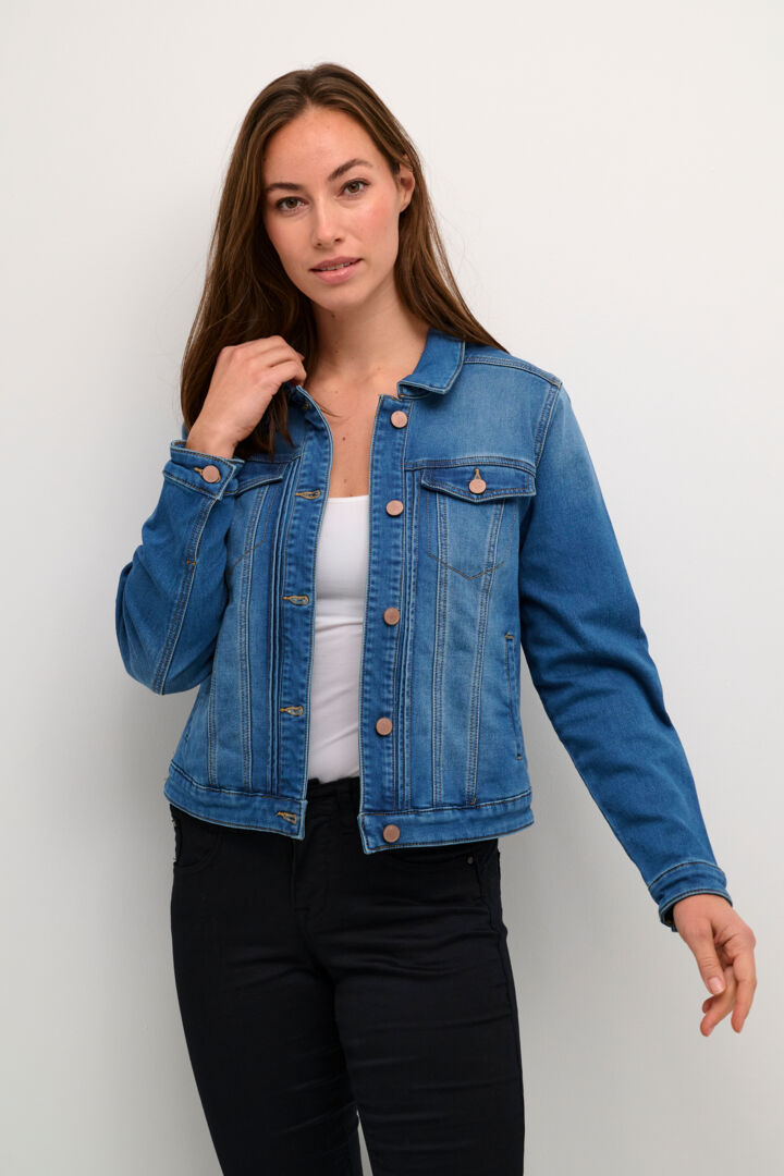 Veste en jean intemporelle